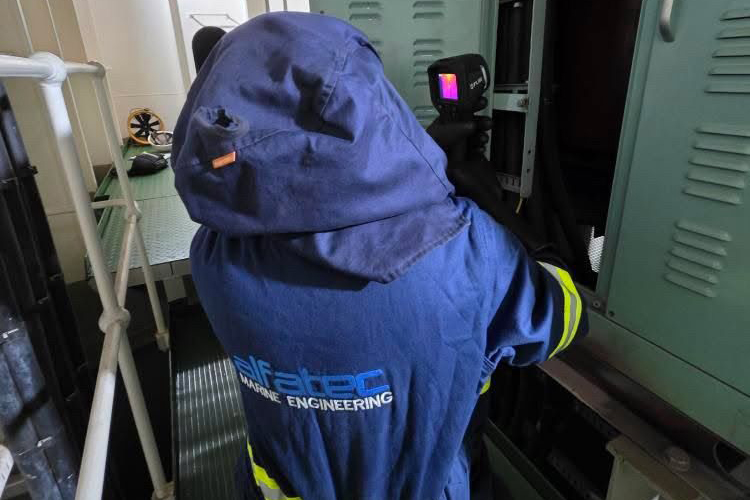 Texto com a descrição do projeto 18